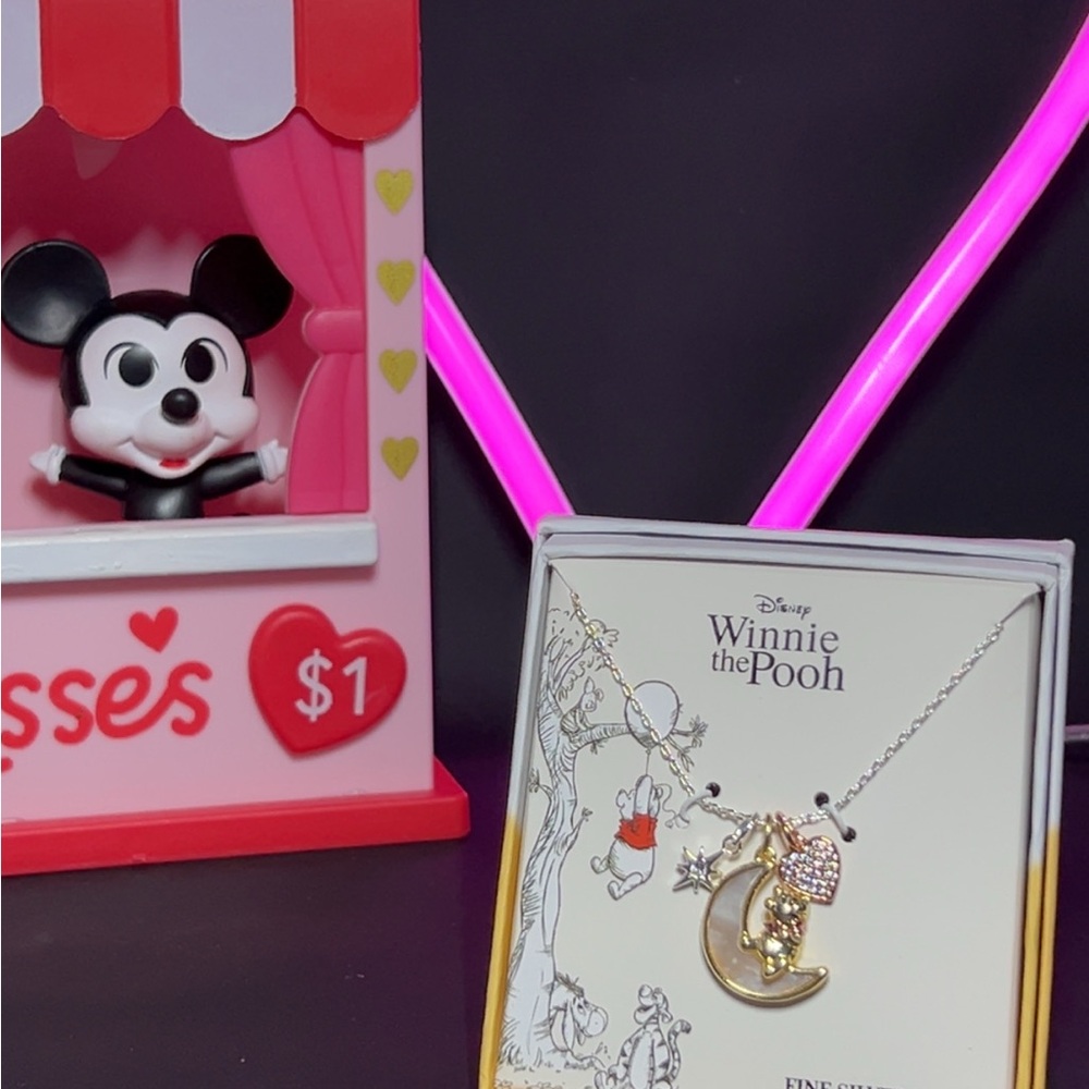 Disney Winnie the Pooh & Piglet Moon Pendant Necklace – Silver Plated w/ Crystal